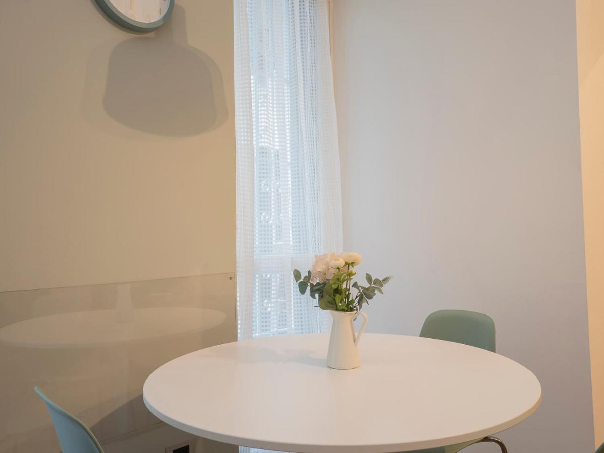 I Host Apartment - Montesuello 9 Milano Ngoại thất bức ảnh